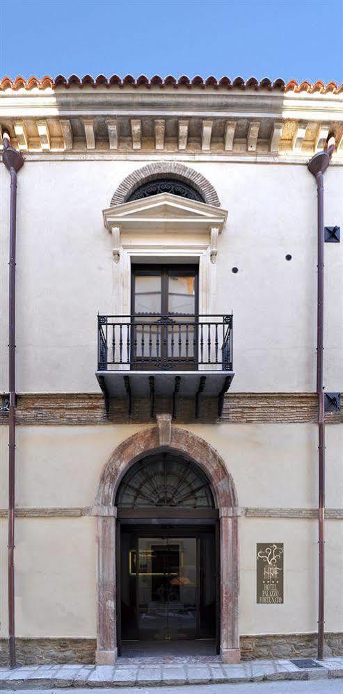 Hotel Palazzo Fortunato Sant'Agata di Militello Exterior photo